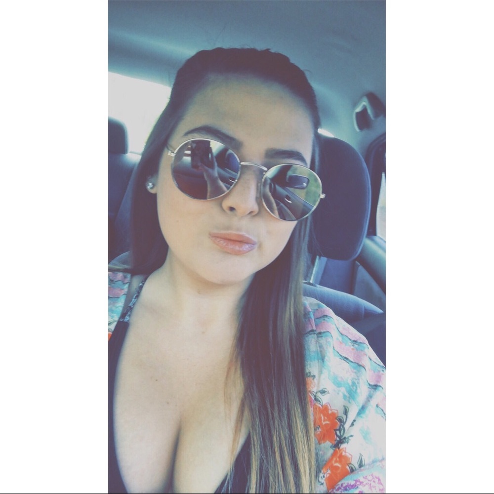 Meet your Posher, Allie